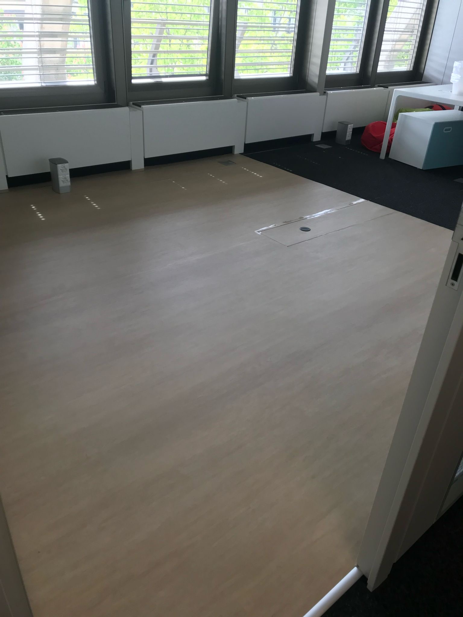 Linoléum bureau lumineux clair